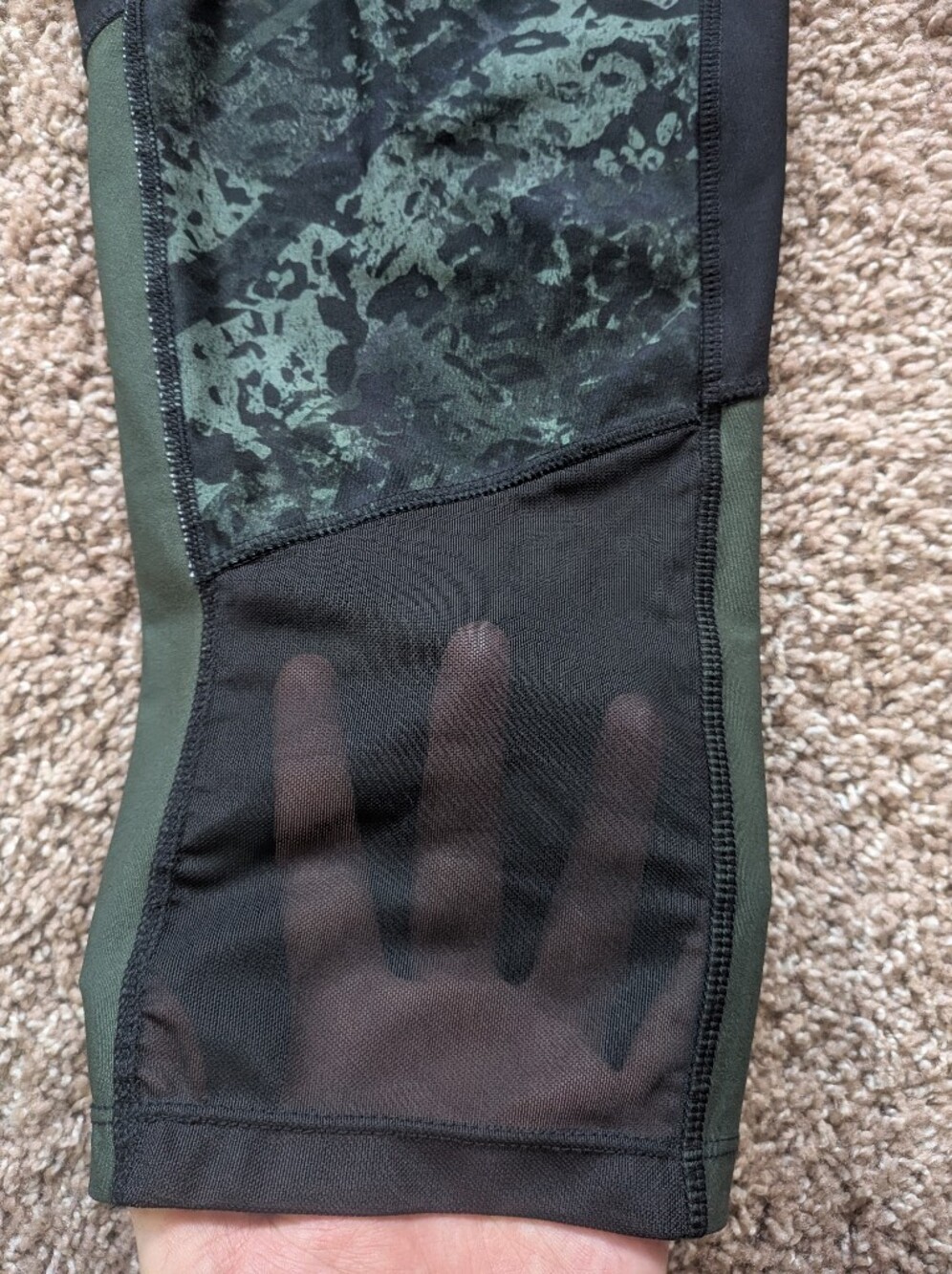Avia Athletic Capri Leggings With Mesh Paneling Women's Size Large - Picture 5 of 10